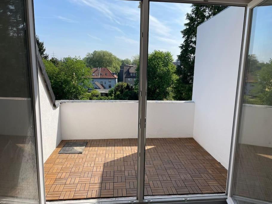 Moderne Ferienwohnung In Gelsenkirchen-Schalke Fuer 1 Bis 7 Personen Mit Terrasse, Ideal Fuer Gruppen & Stadionbesuche Εξωτερικό φωτογραφία