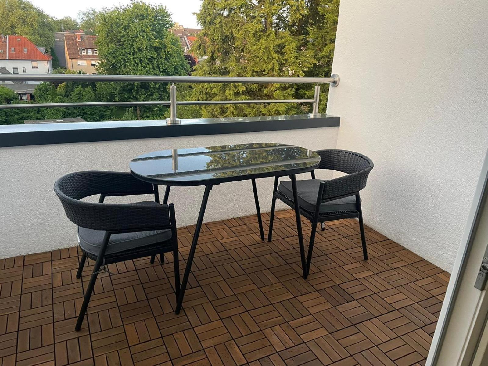 Moderne Ferienwohnung In Gelsenkirchen-Schalke Fuer 1 Bis 7 Personen Mit Terrasse, Ideal Fuer Gruppen & Stadionbesuche Εξωτερικό φωτογραφία